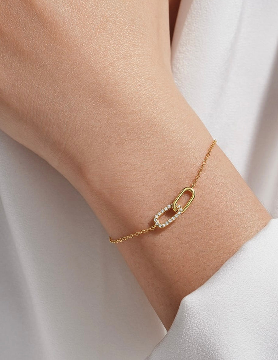 Forever dainty bracelet