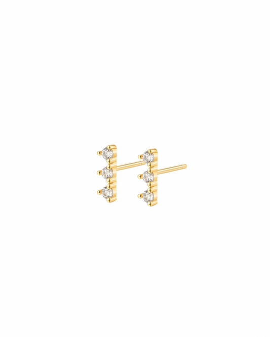 Fancy minimalist stud earrings