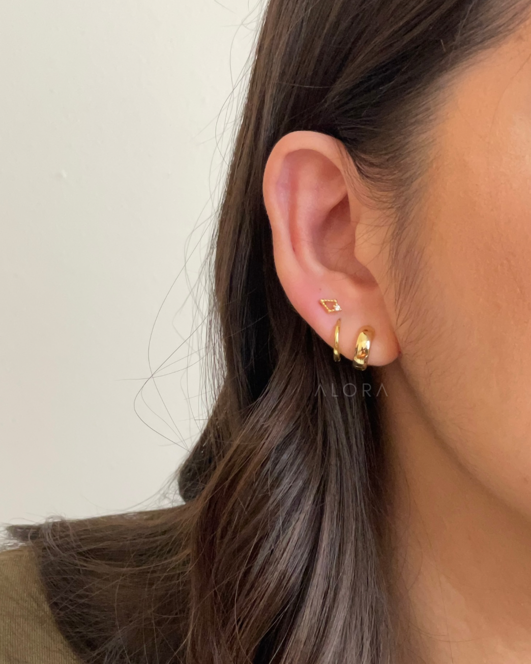 Single earring: triangle stud | flat back