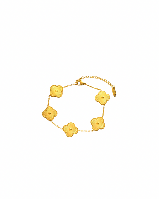 Gold clover bracelet