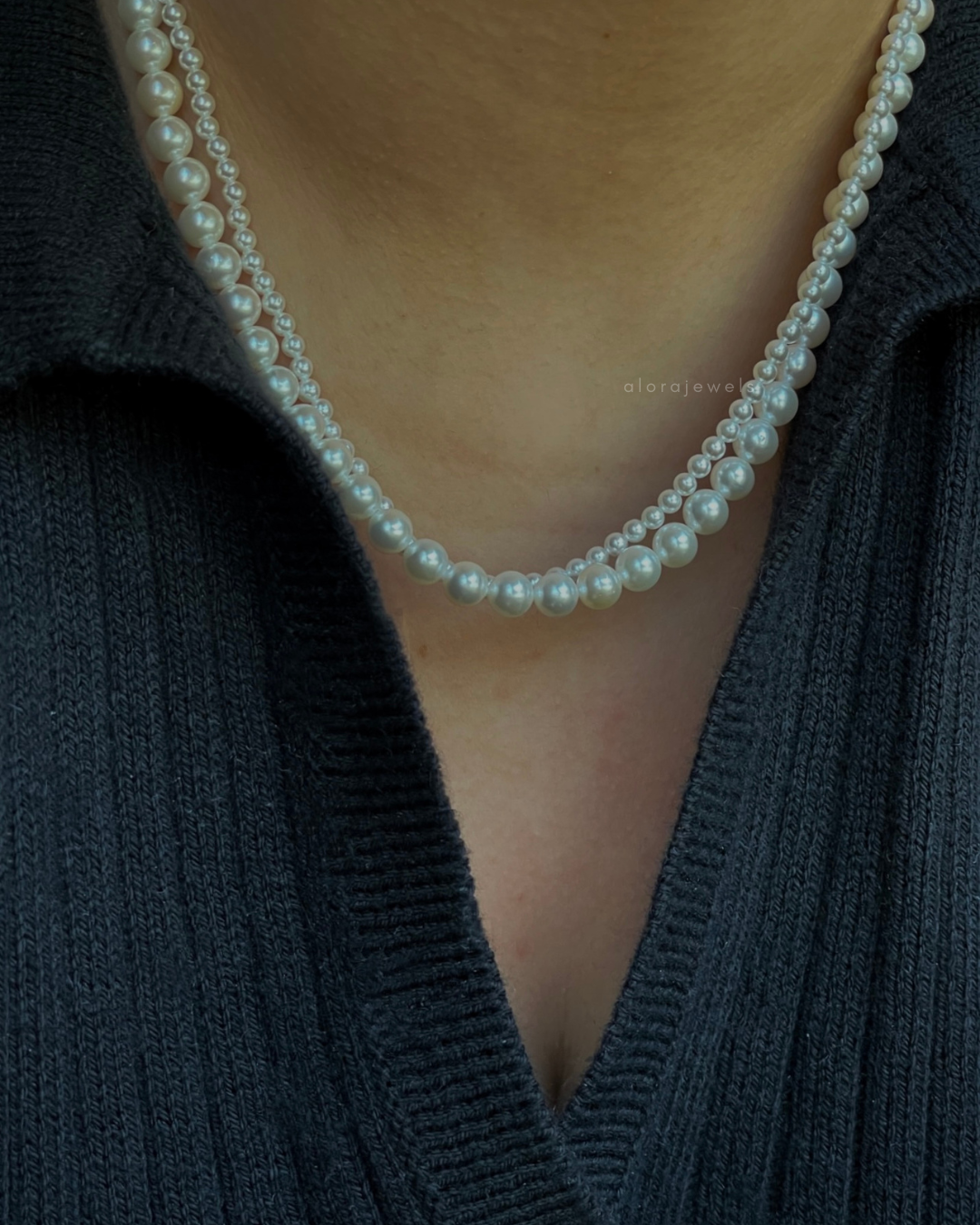 Pearly layered necklace