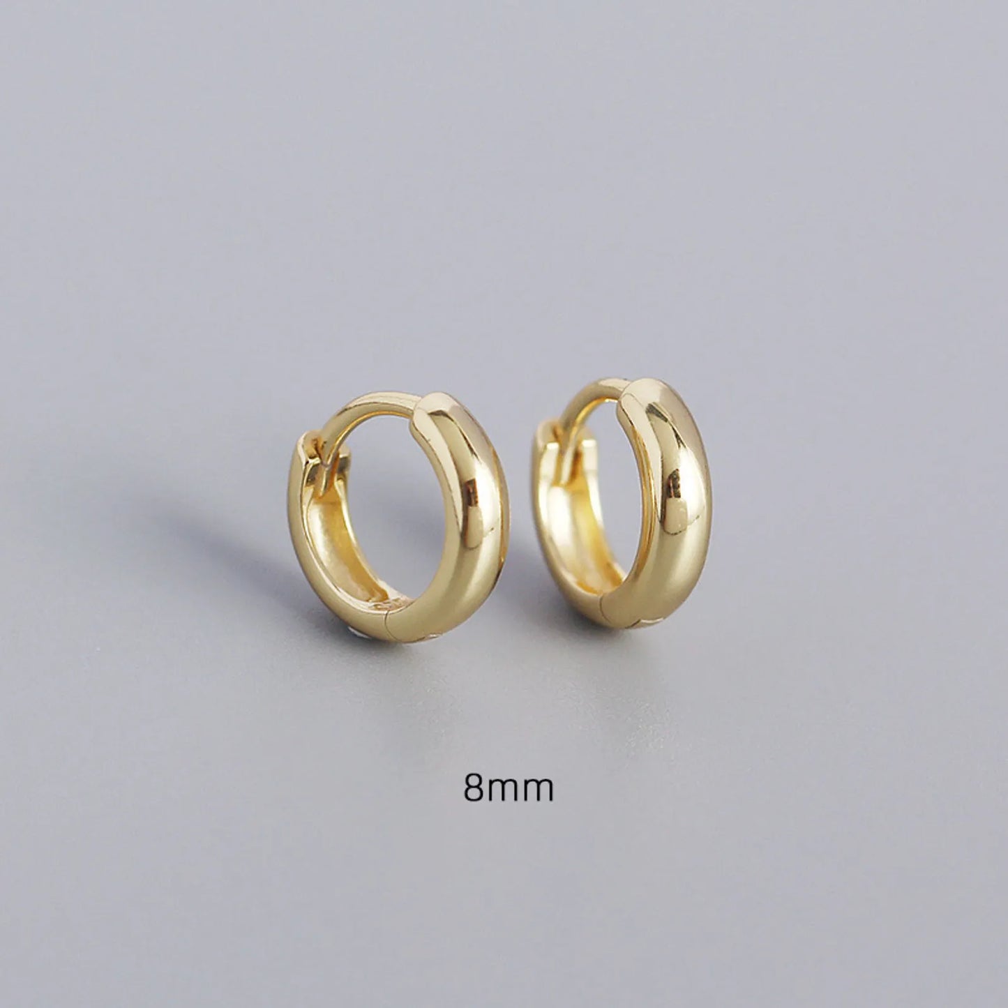 Classy huggie earrings | 8mm & 9mm | C15